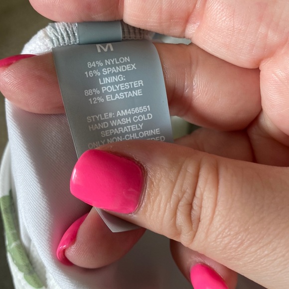 NWT Antonio Melani Floral Ruffle Halter One Piece Swimsuit - Picture 4 of 6